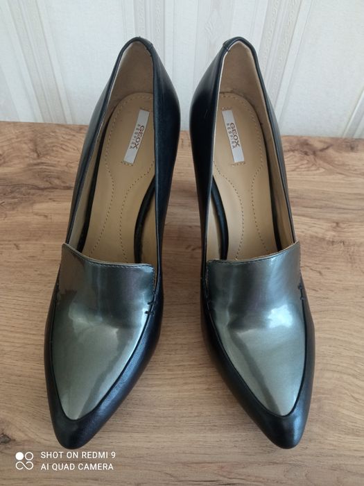 Туфлі нові 39 розмір  взуття Geox лофери черевики