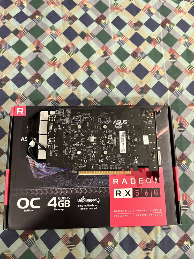 Placa Gráfica AMD ASUS RX 560 Gaming OC 4GB DDR5 c/ Caixa e Manuais