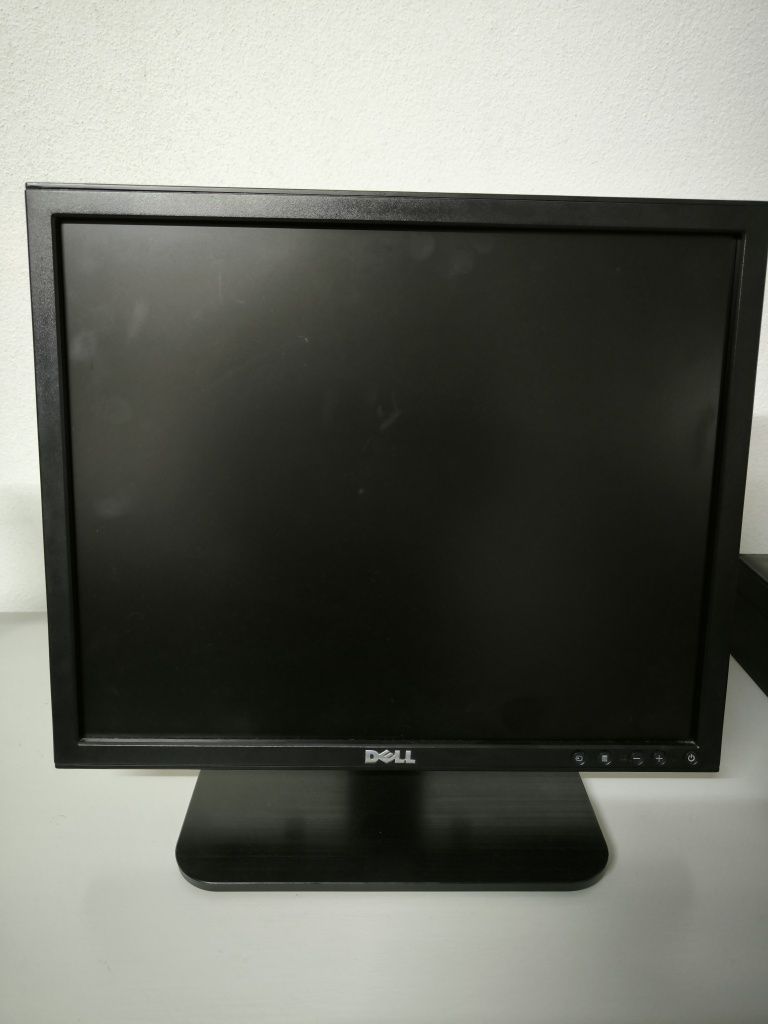 Monitor Dell 19"