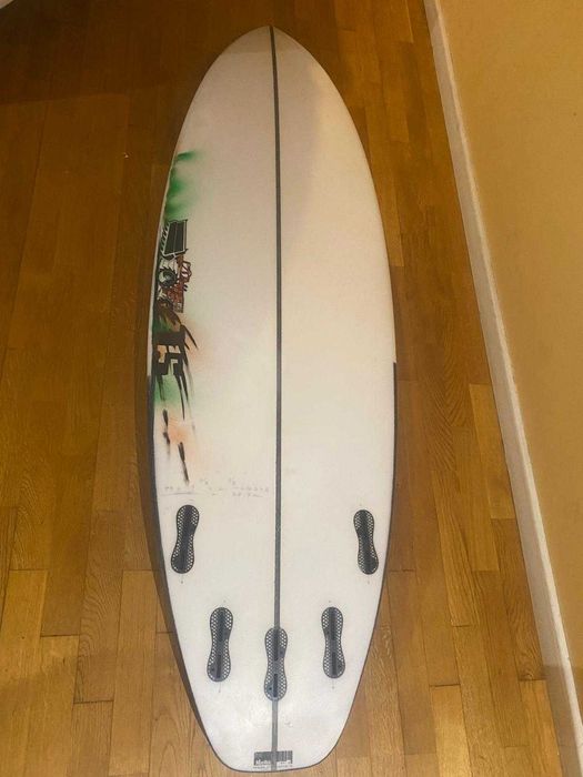 Prancha de Surf JS Black Box 2