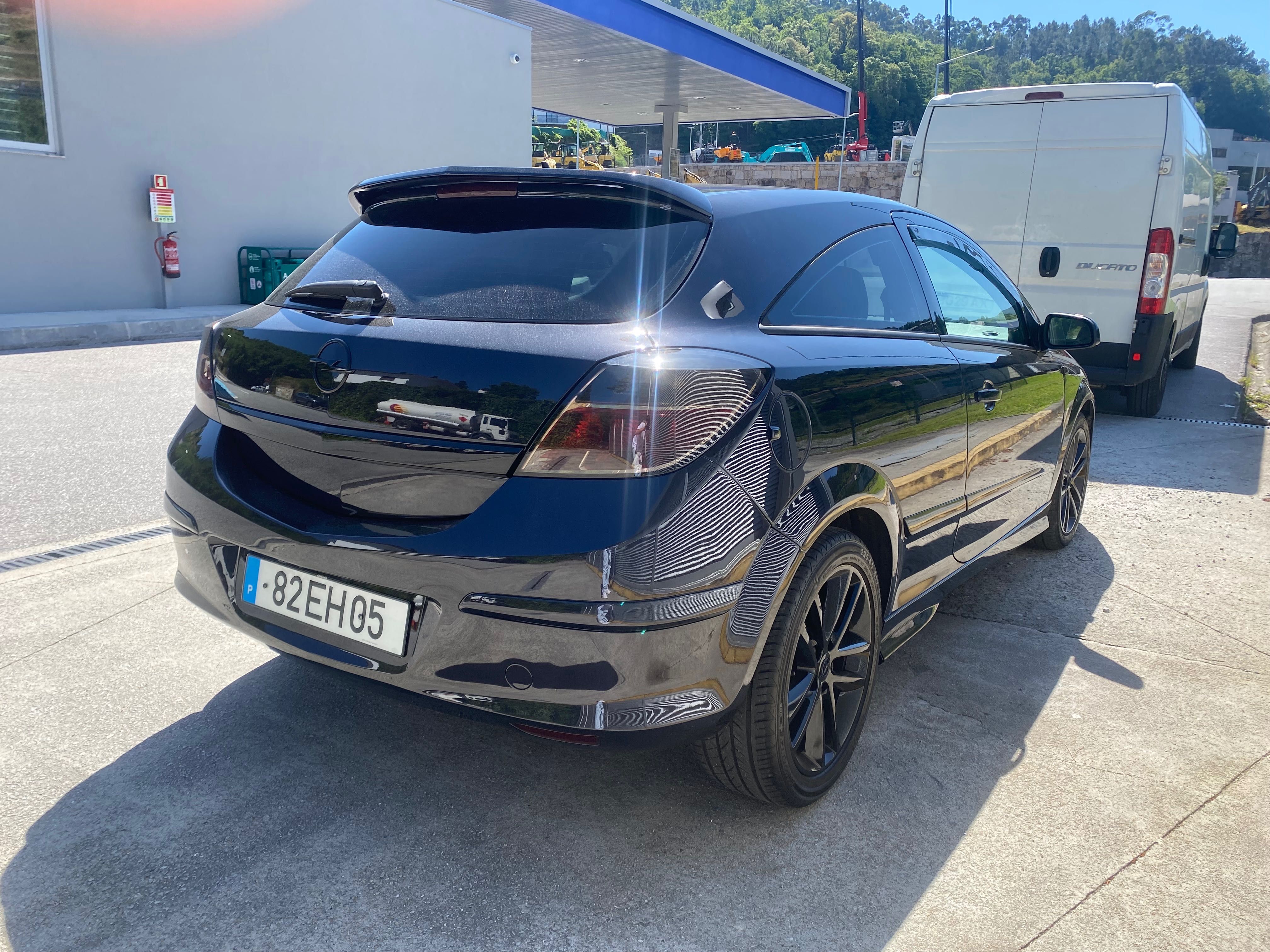 Opel Astra GTC 1.7CDTi