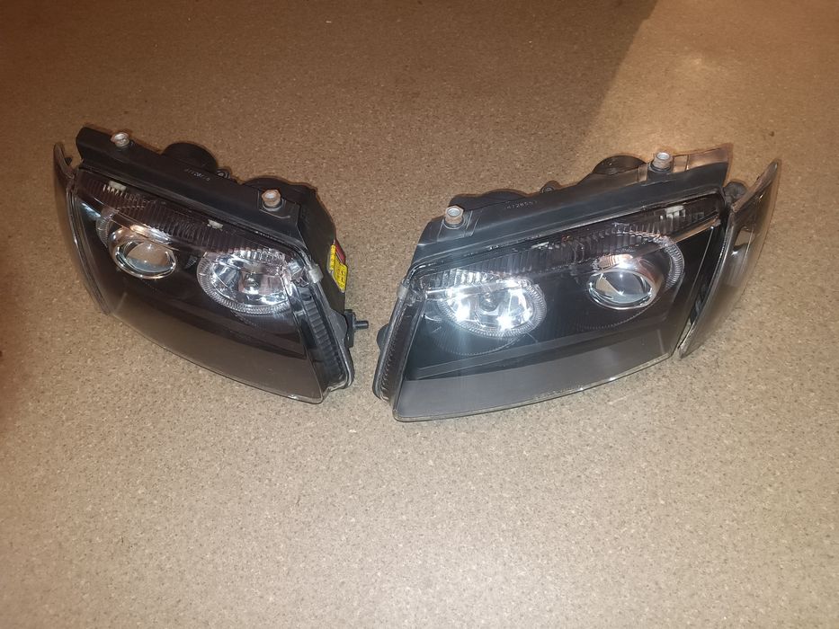 Lampy przednie VW Passat B5 przed liftem plus kierunki