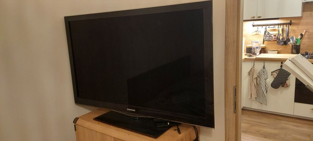 Telewizor Samsung 46"