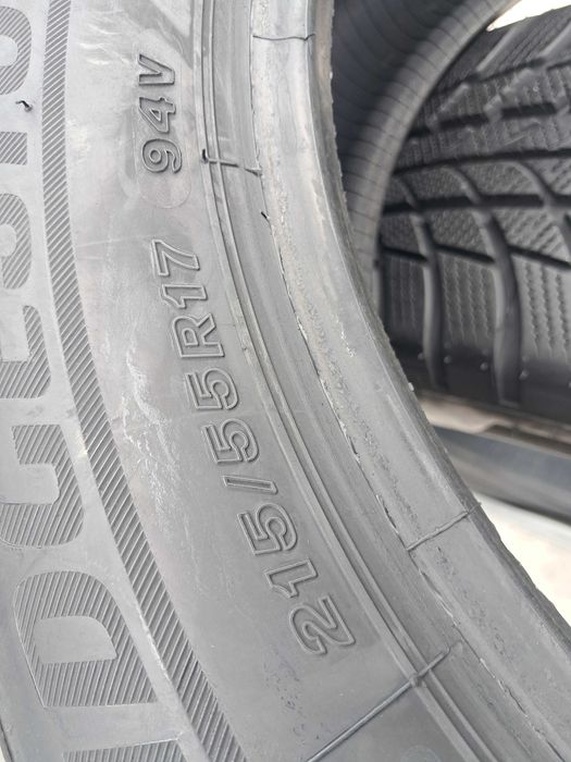 Резина зимова, Bridgestone Blizzak LM001 AO 215/55 R17 (арт.14709)