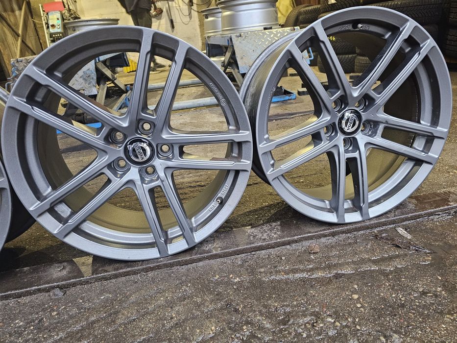 Felgi Aluminiowe Volvo R18 5x108 ET42-8J