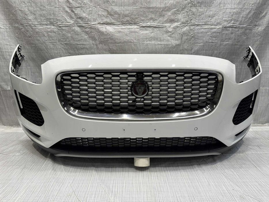 Jaguar E-pace X540 Передній бампер