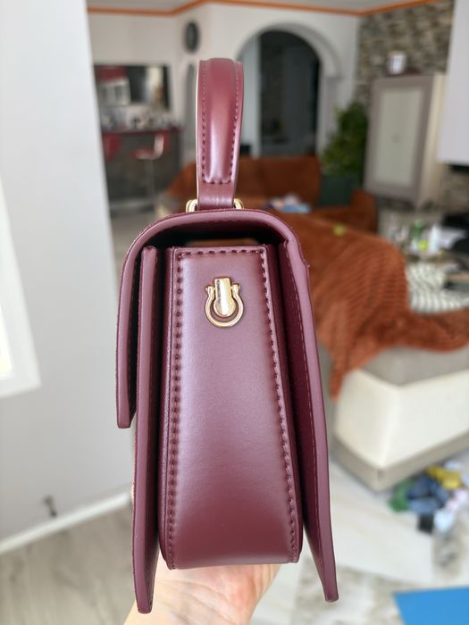 Сумочка діноча шкіряна