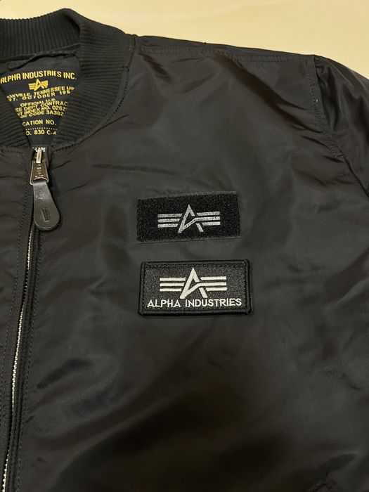 Бомбер alpha industries
