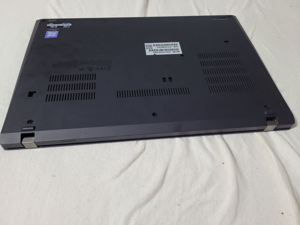 Lenovo ThinkPad T14  "IPS FHD/i5-10310U//16GB/256GB SSD