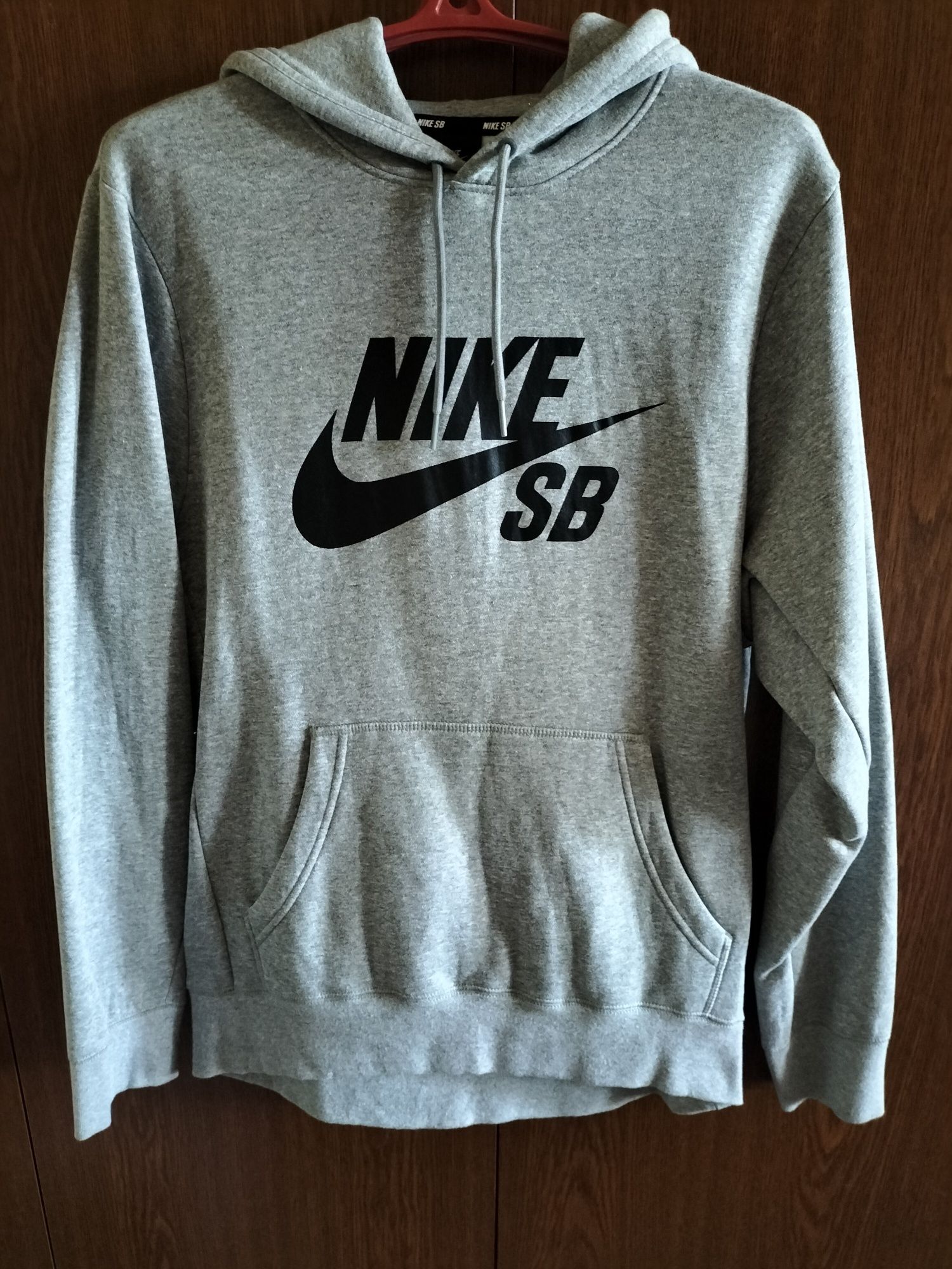 Продам худи NIKE SB.