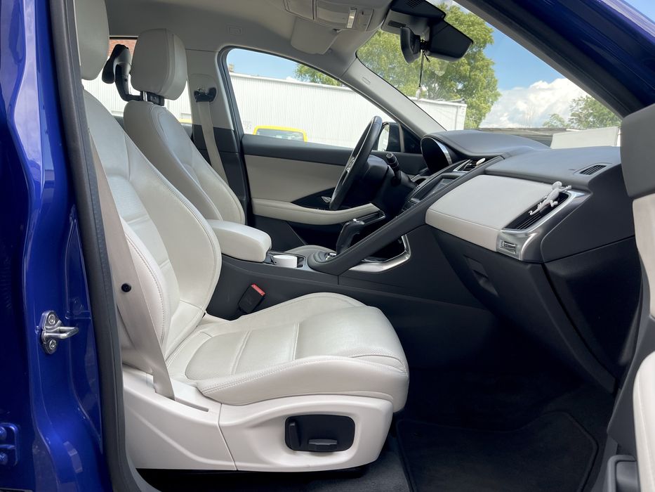 Jaguar E-Pace Офіційний дизель 2020