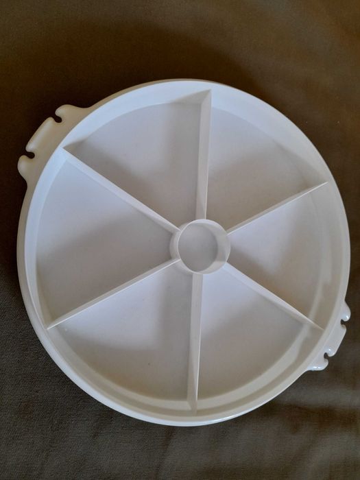 Caixa original Tupperware com 7 divisórias