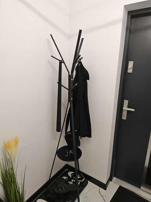 Wieszak Stojący PODŁOGOWY Metalowy CZARNY LOFT 9 Haczyków 180cm NOWY