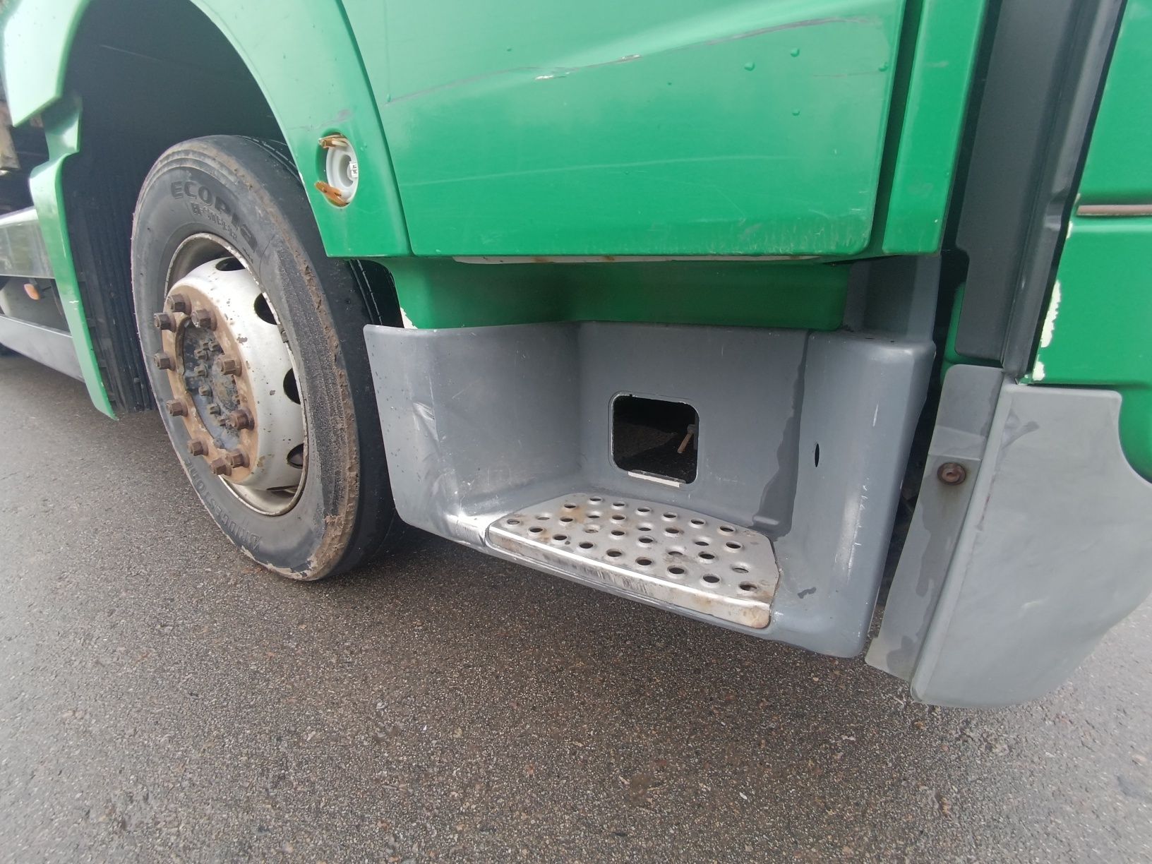 Man tga 26.390 контейнеровоз
