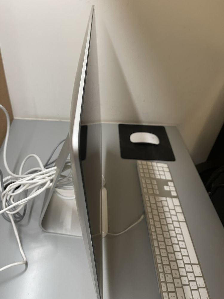 Apple Imac 21,5 // 16GB Memória // SSD 500GB
