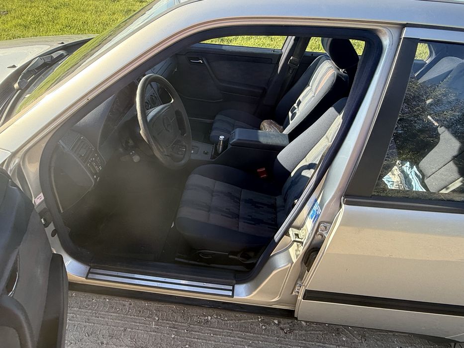 Mercedes C 200 automat c klasa
