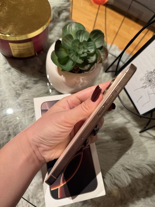 100% bateria 7 mies. GWARANCJI 16 pro max 512gb Iphone orginalny