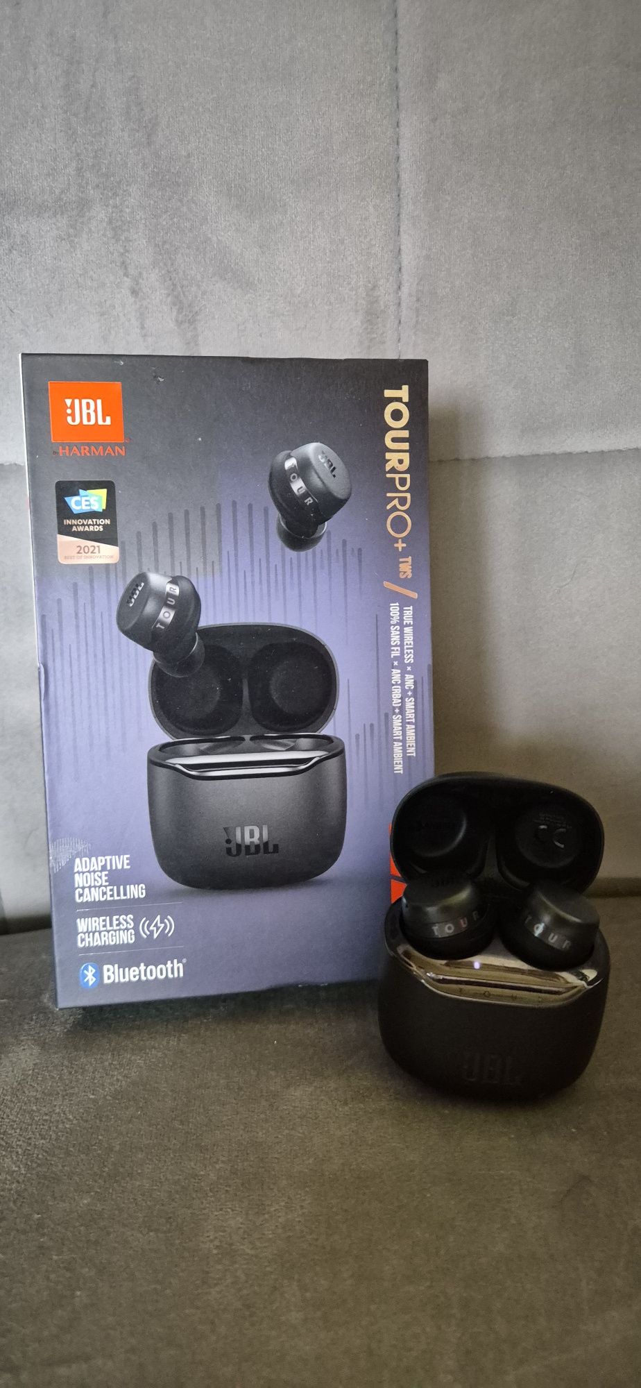 JBL TOUR PRO+ TWS Stan dobry