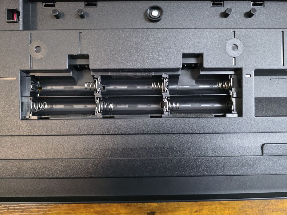 Piano Yamaha PSR-F52 como novo