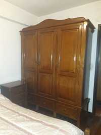 Mobília de quarto de madeira maciça