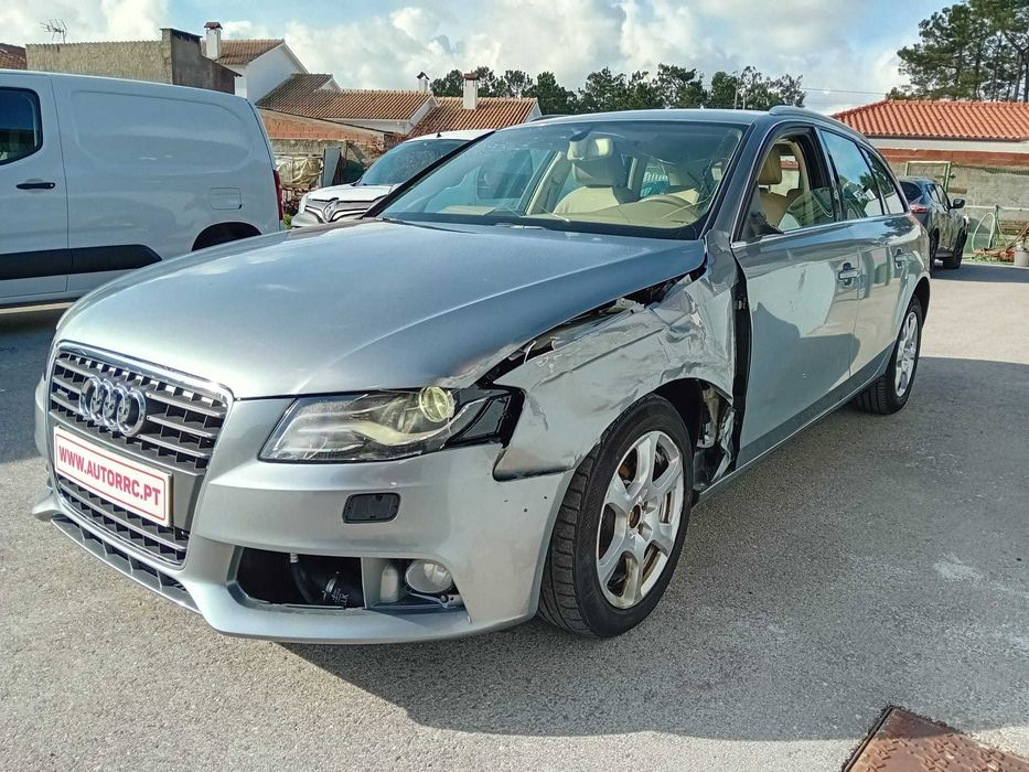 Audi A4 Avant 2.0tdi quattro (peq. sinistro) BLACK FRIDAY–28/11 a 2/12