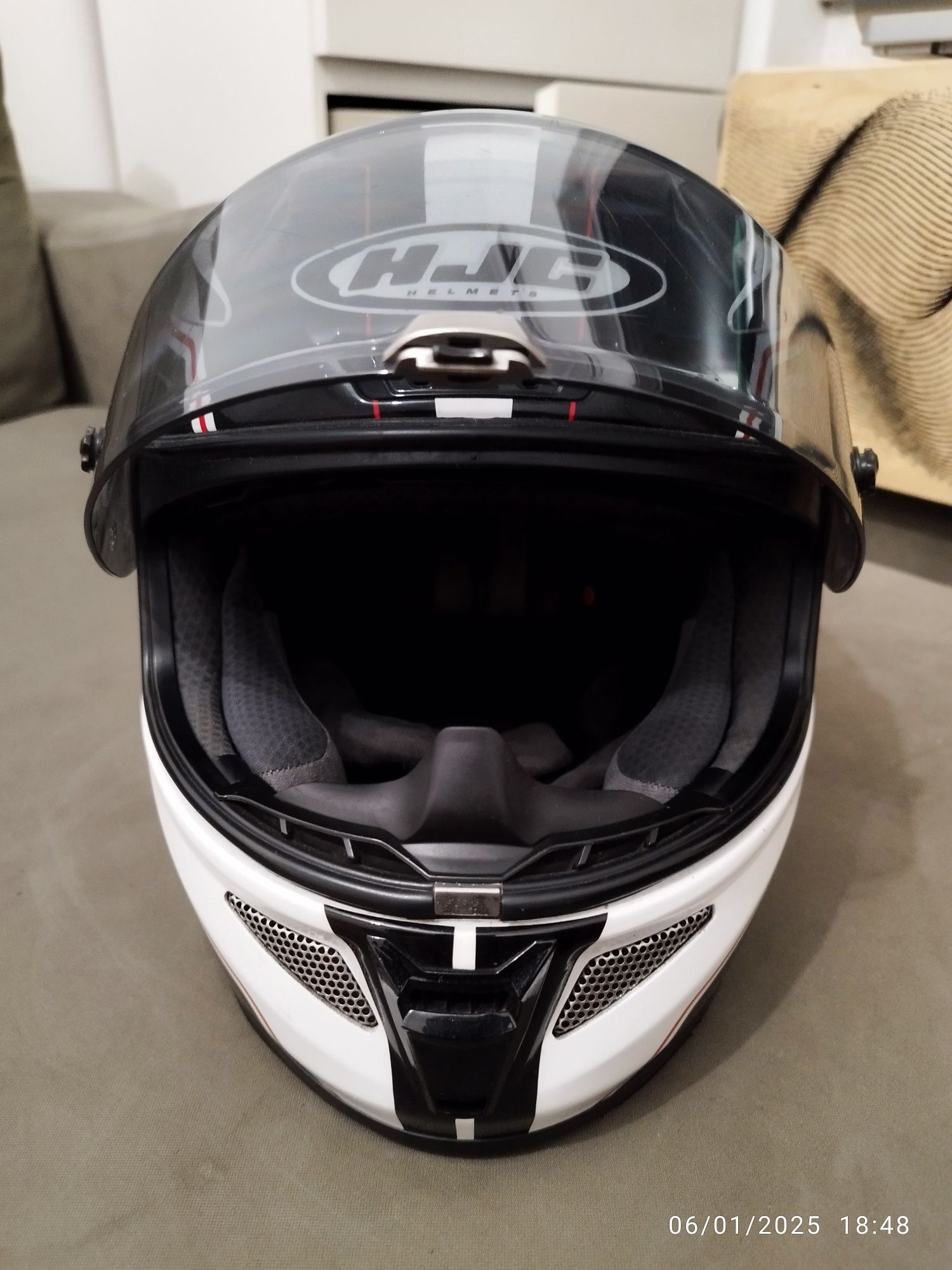 Capacete HJC Usado