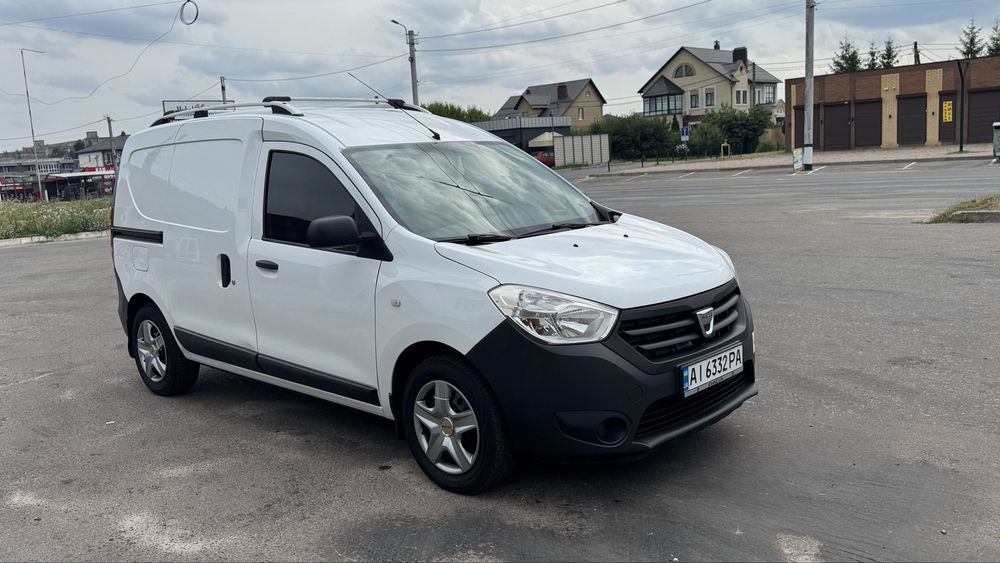 Dacia Dokker 2016 року.