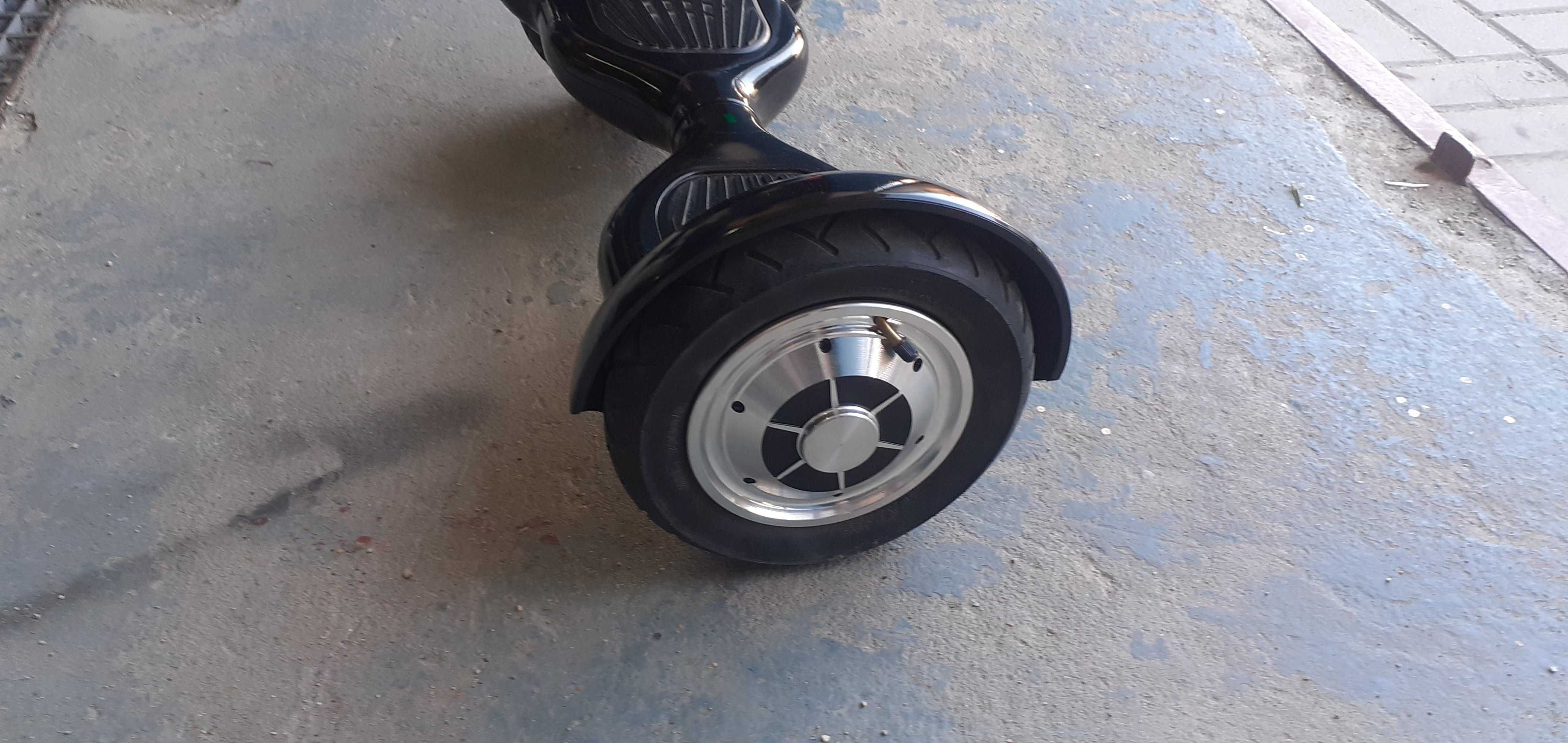 Deskorolka elektryczna hoverboard firmy Rebel Cruiser Plus
