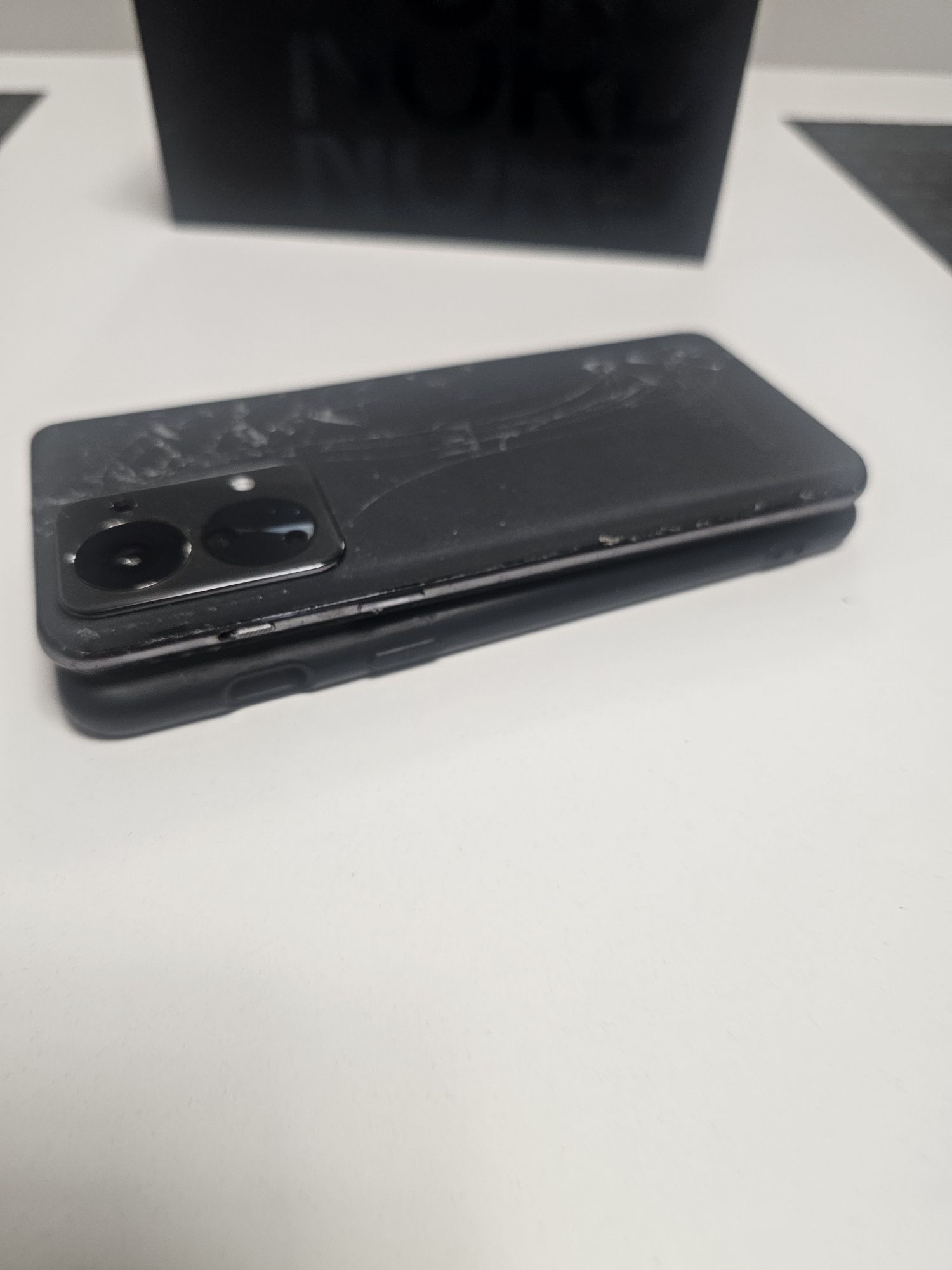 Telefon Oneplus Nord 2T 5G 12 / 256