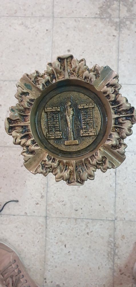 Cinzeiro Antiguicimo em Bronze