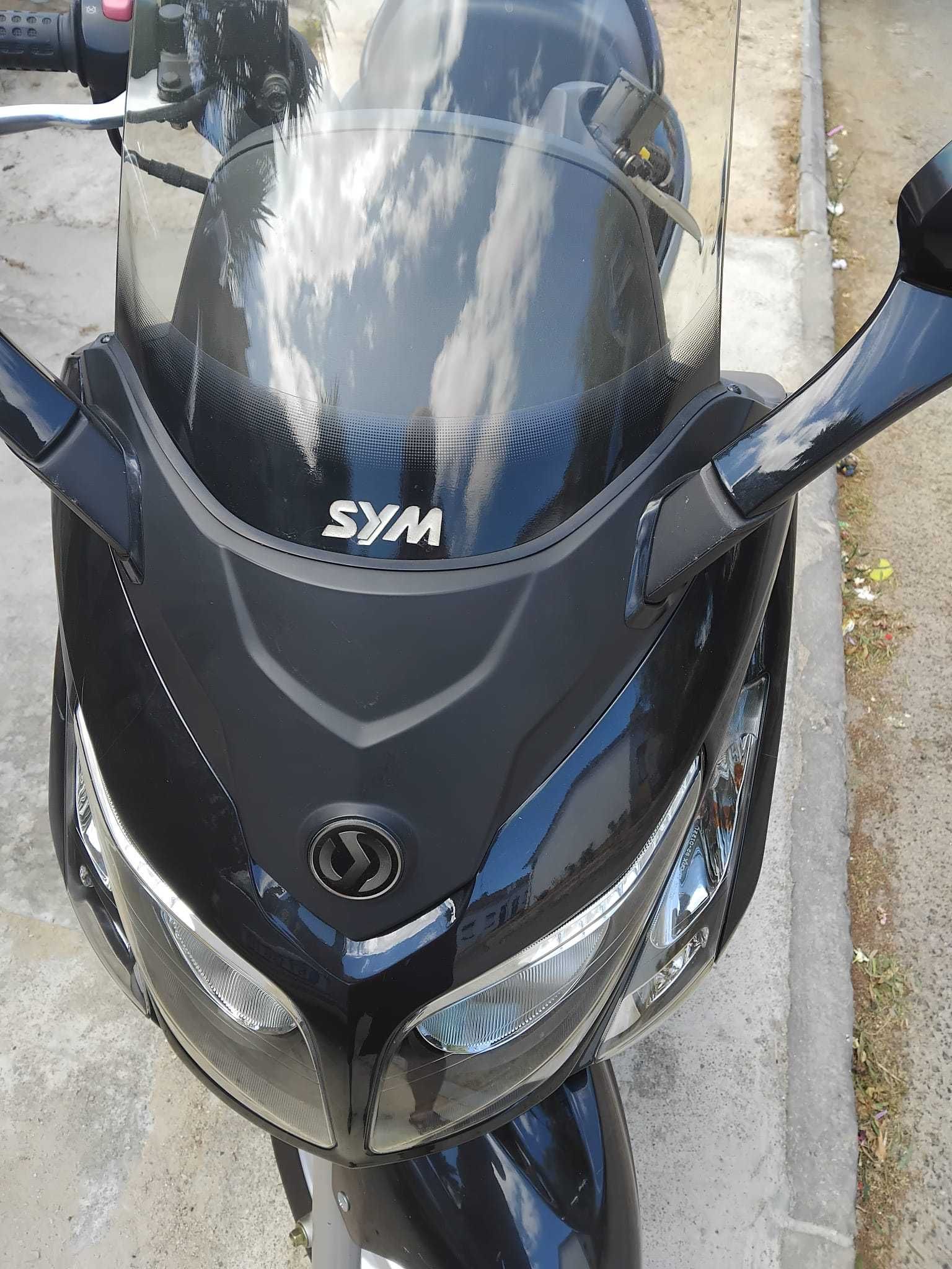 SYM GTS 125 como nova