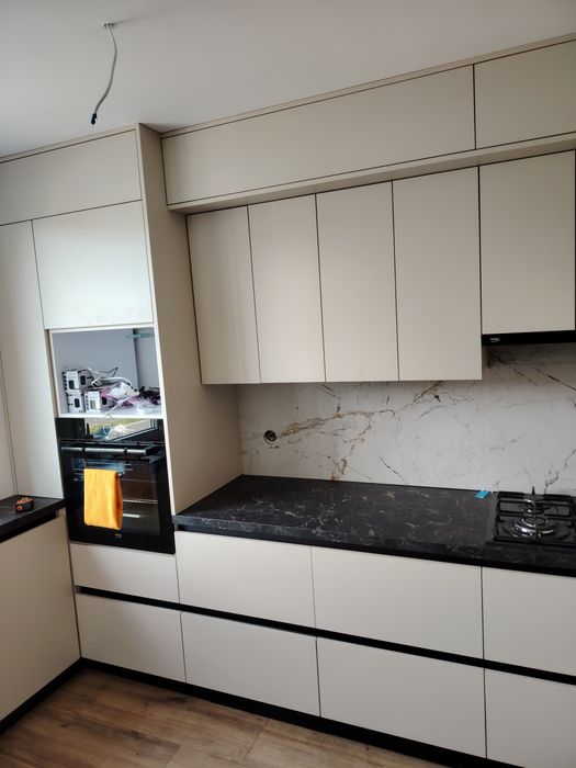 Meble na wymiar, kuchenne i inne.