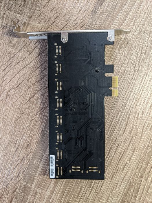 Контролер для підключення HDD / SSD PCI-E x1 → 16 портів SATA