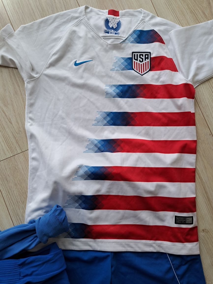 Komplet sportowy Nike USA rozm. 152 - 158 cm