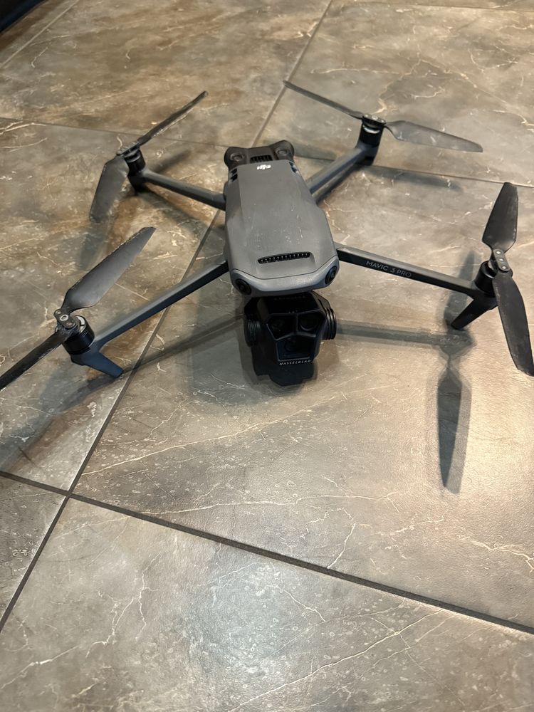 Продам DJI Mavic 3 Pro