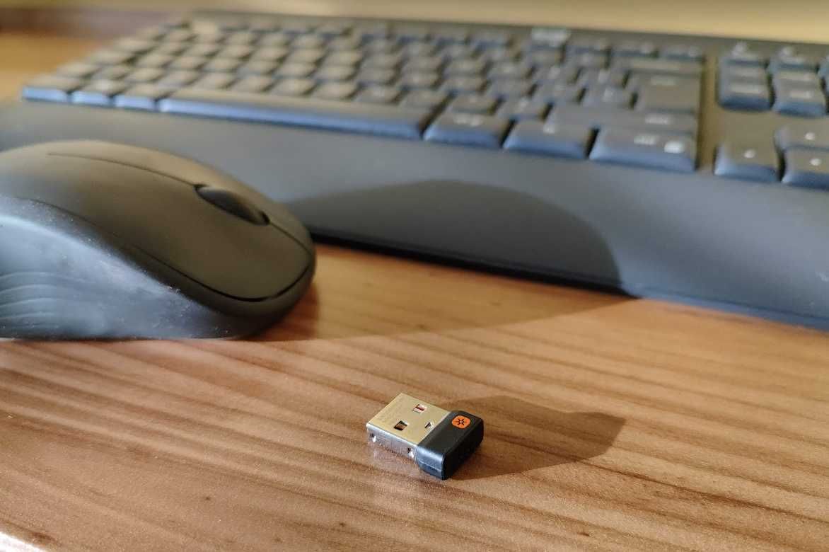 Klawiatura i mysz Logitech MK540 Advanced
