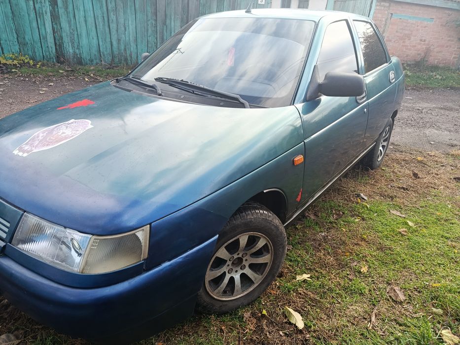 Продам ваз 2110 бензин