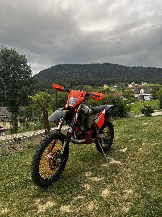 KTM EXC 300 SIX DAYS 2015!!