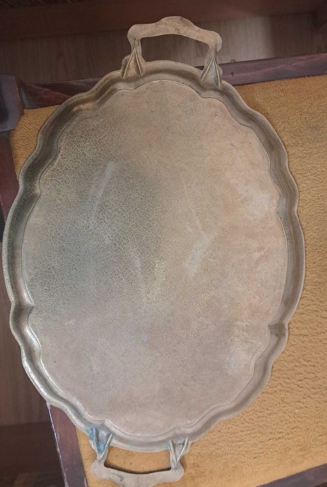 Zestaw mosiężny 6 szklanek z koszyckami i łyżeczkami na tacy