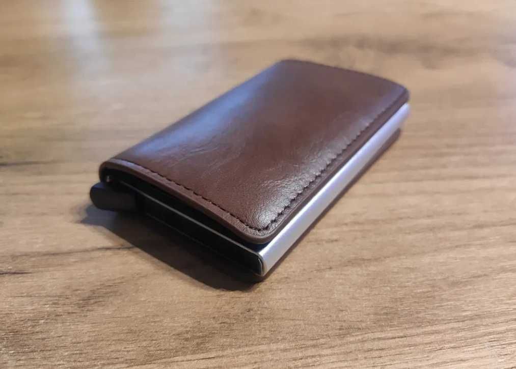 Portfel antykradzieżowy rfid elegancki coffee