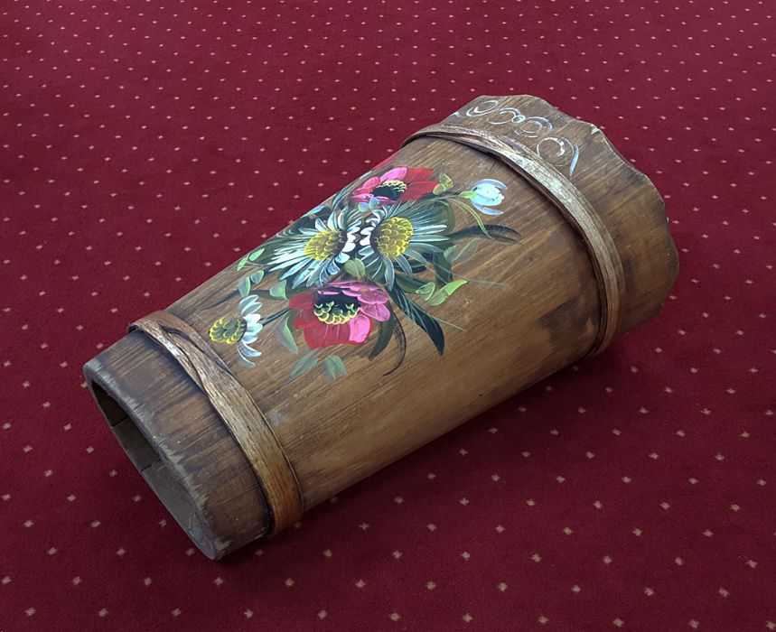 Zabytkowy parasolnik zdobiony malaturą - Schwarzwald