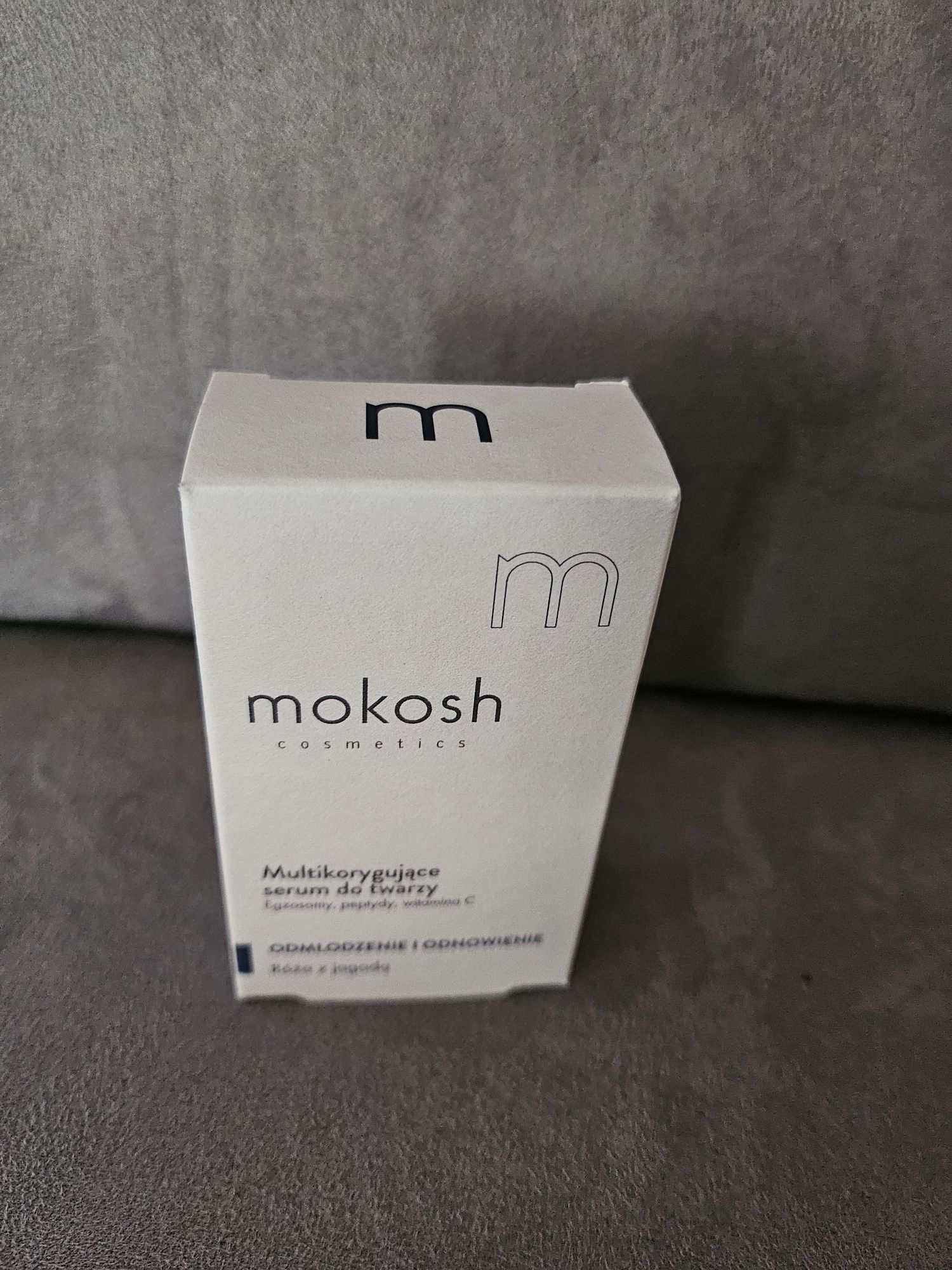 Mokosh multikorygujące serum do twarzy róża z jagodą egzosomy, peptydy
