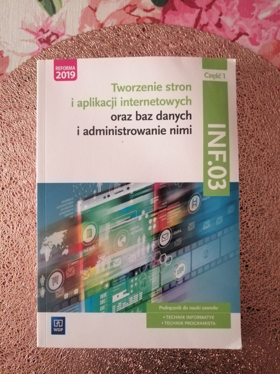 Tworzenie stron i aplikacji internetowych oraz baz danych i administro
