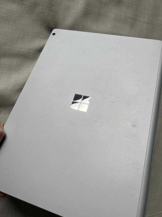 Microsoft Surface Book 3 – i7, 16GB RAM, Windows 11 Pro