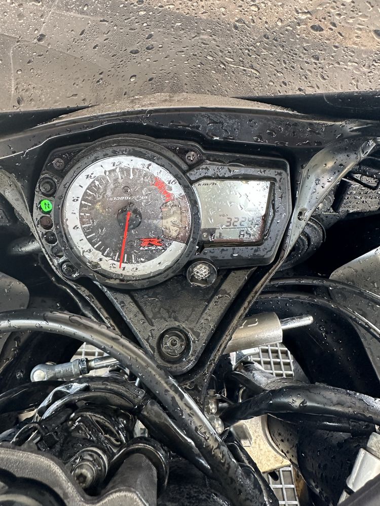 Vendo gsxr 750 k9