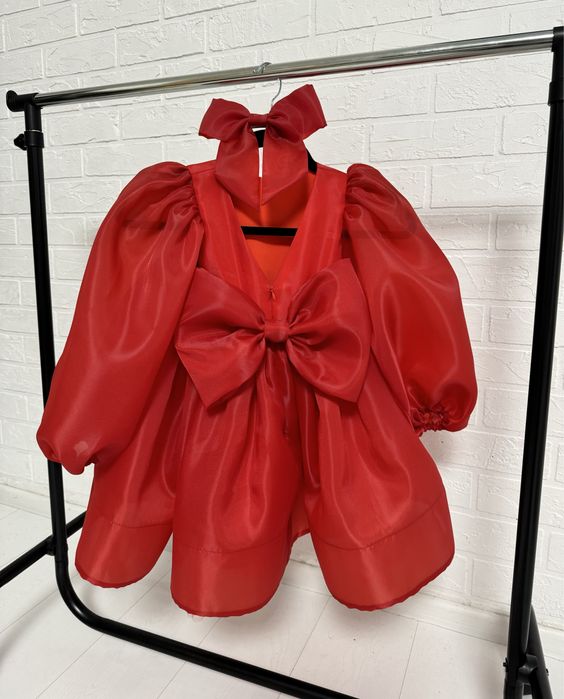 Випускна сукня 5-7 років червона, святкове плаття для дівчинки