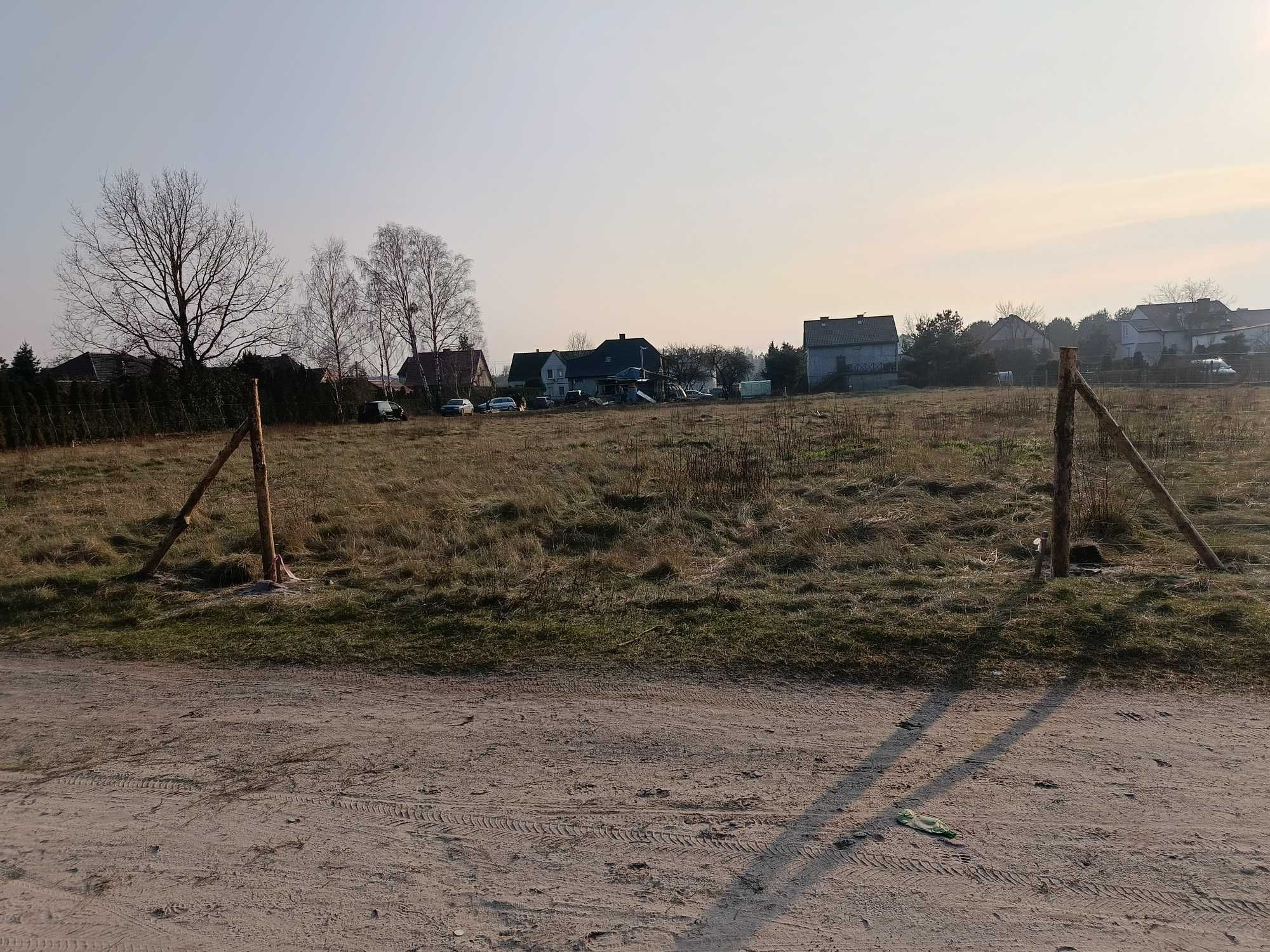 Sprzedam działkę budowlaną