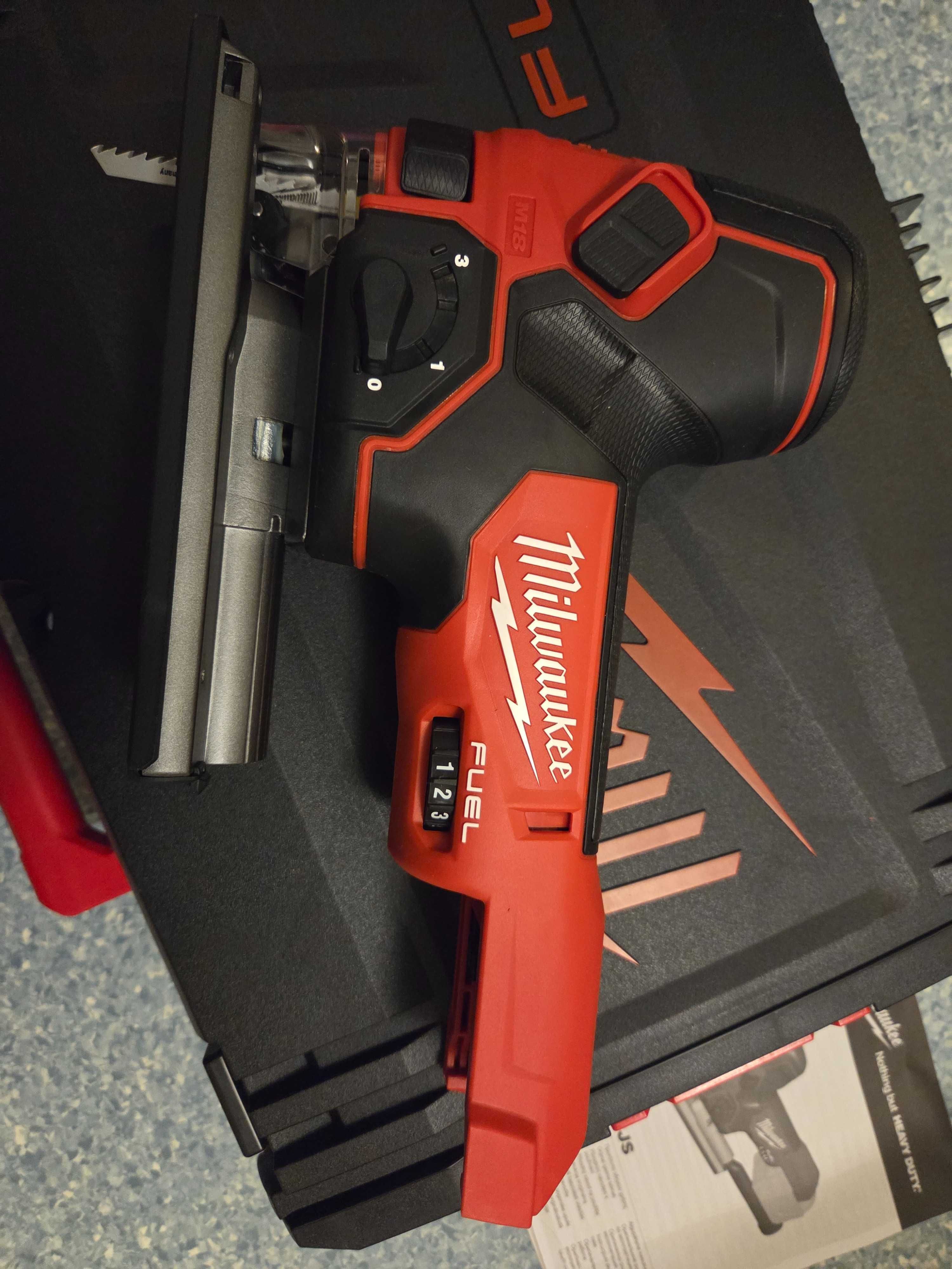 Wyrzynarka milwaukee M18 FBJS-0X