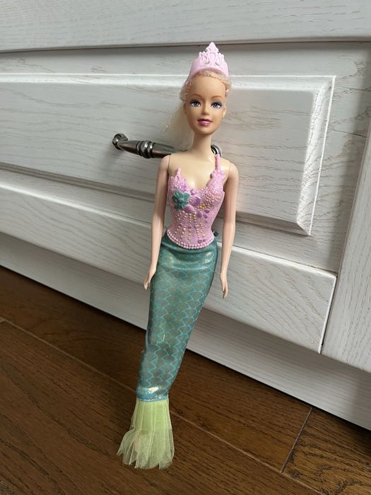 Лялька Барбі, сімʼя, лялька Лол, русалка