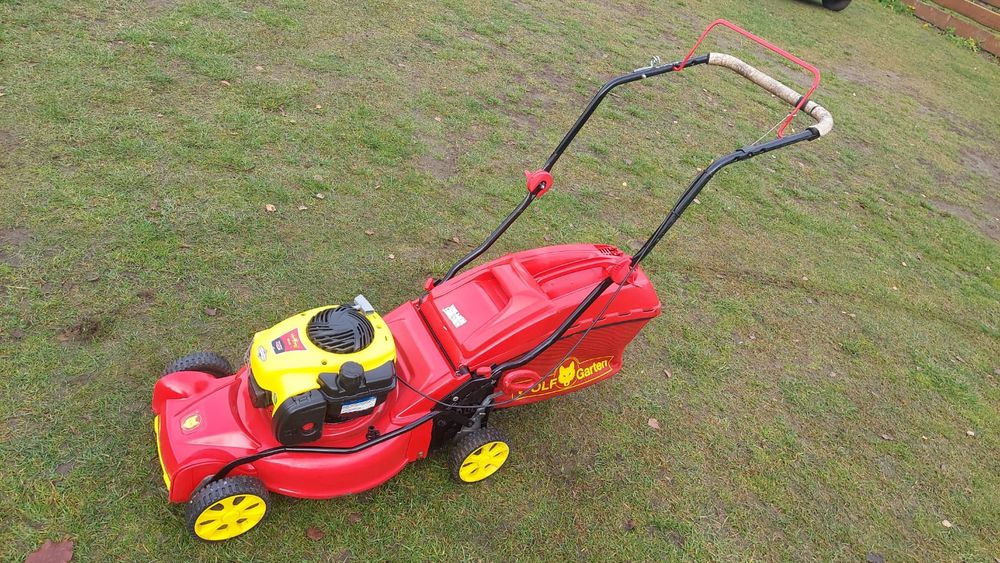 Kosiarka spalinowa  wolf garten jak nowa w bdb  kosz 5.5hp silnik brig